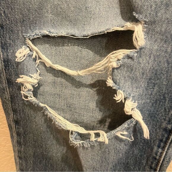 BLANK NYC “The Baxter” Distressed Rib Cage Straight Leg Jeans Size 29 “Over It” - Picture 9 of 16
